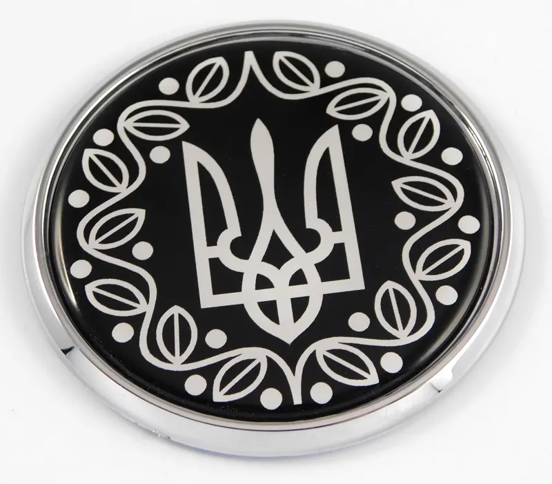 Ukrainian Trident Tryzub Chrome Badge – 2.75″ 3D Round Emblem in Black-and-White